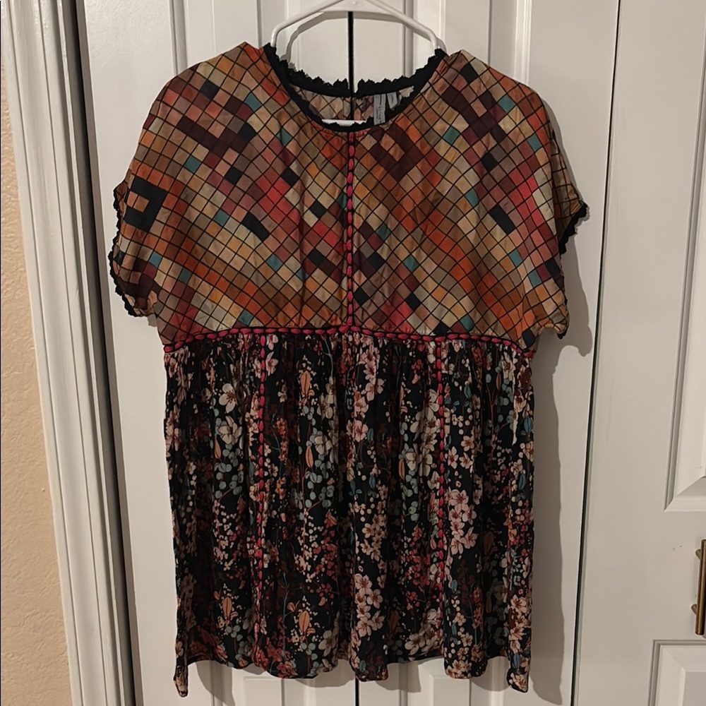 Brown and Tan Boxy Blouse with Peter Pan Collar